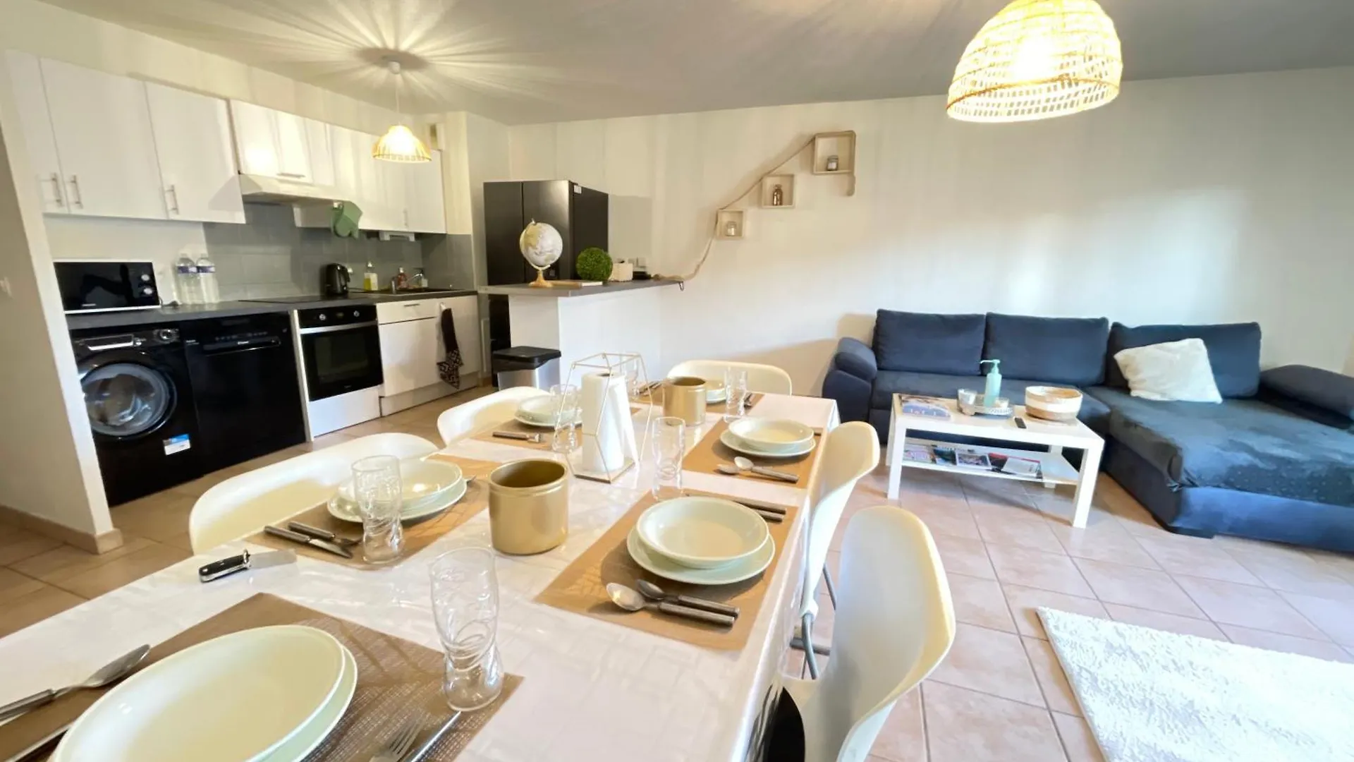 Residence Aux Portes De Geneve Annemasse 0*,